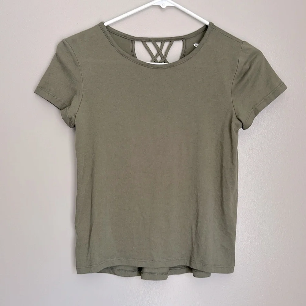 Set of 2- girls old navy tees